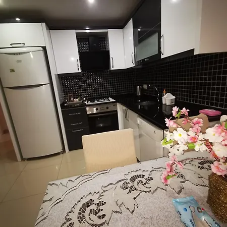 White Gold Ananas Apartament